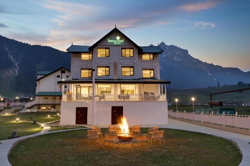 Lemontree Hotel